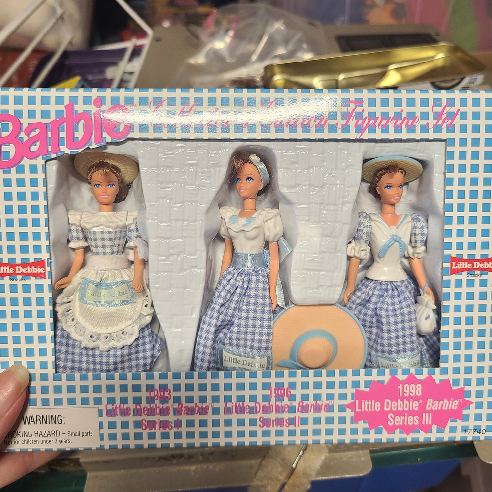 1998 Little Debbie Barbie Series III Set